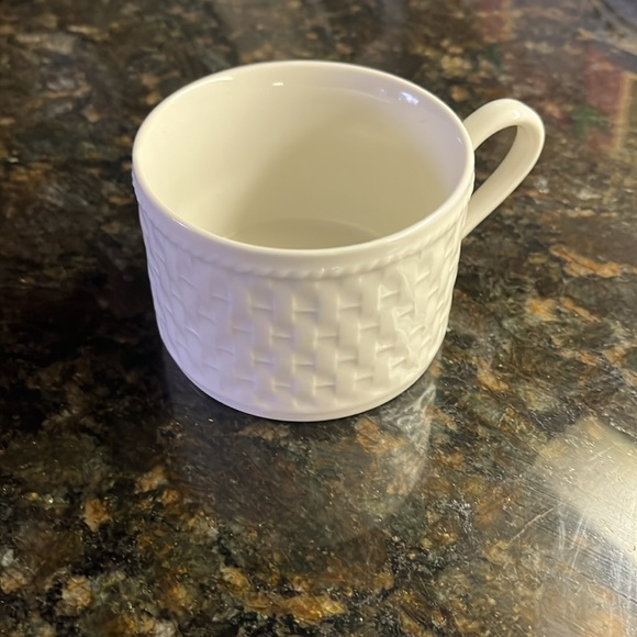 ONEIDA Westerly Basket Weave Demitasse Mugs Woven White Wicker 6 Cups, NIB - Picture 5 of 7
